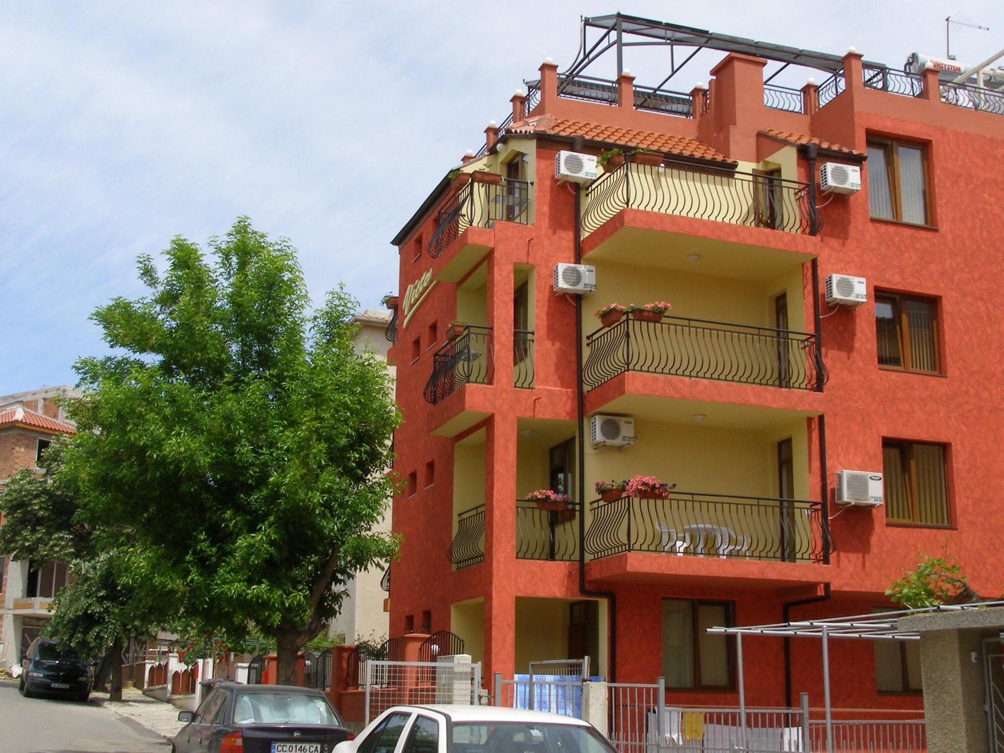 виктория Hotel 3*